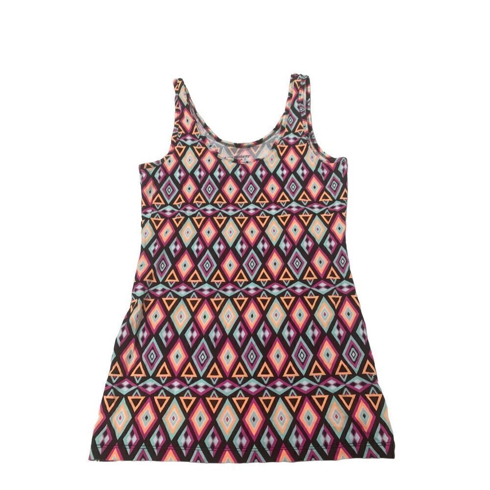 Multicolored Patterned Tank